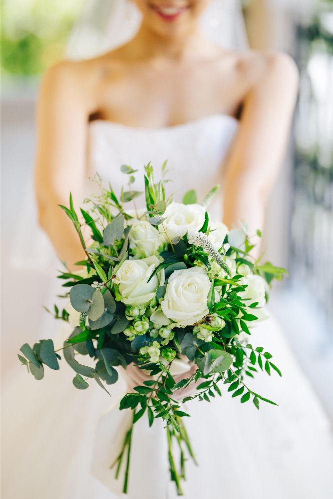 生花】白×グリーン はどんなドレスにも相性がいい優れものブーケ 結婚 